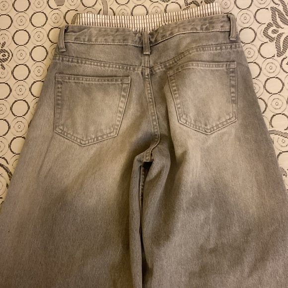 Beautiful Zara Boxer Trim Low Waist Jeans - Picture 8 of 8
